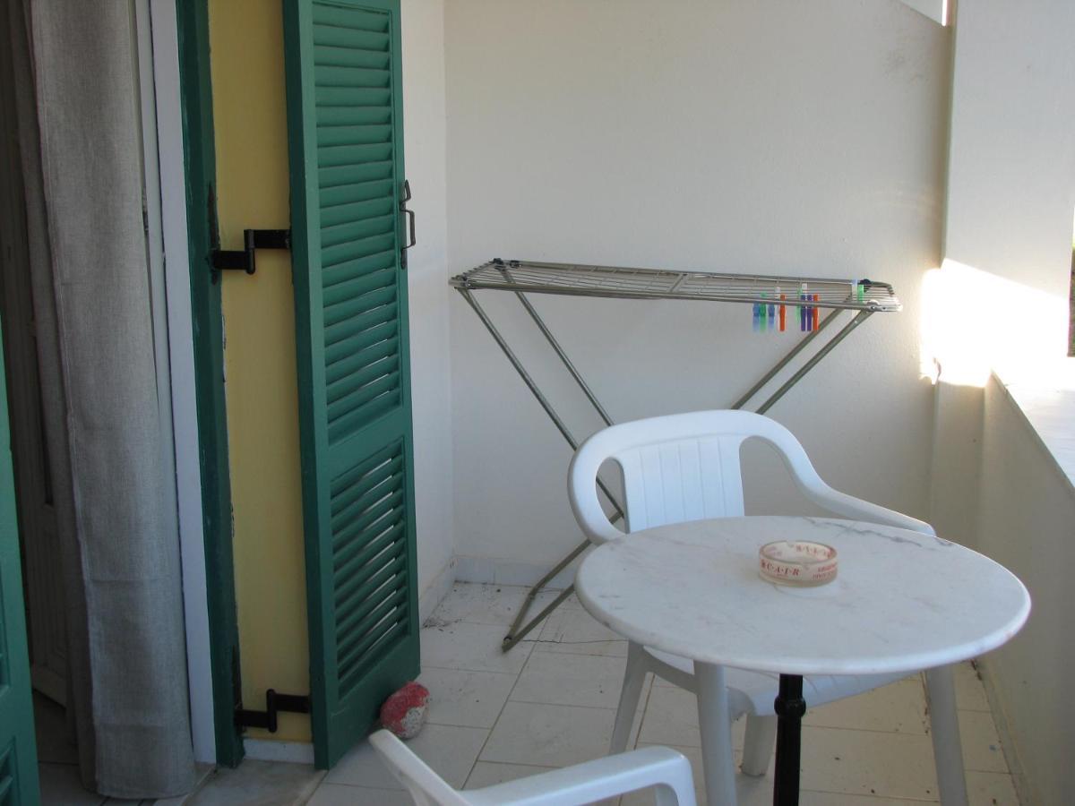 Dolphin Apt & Studios -Next To The Beach Roda  Exterior photo